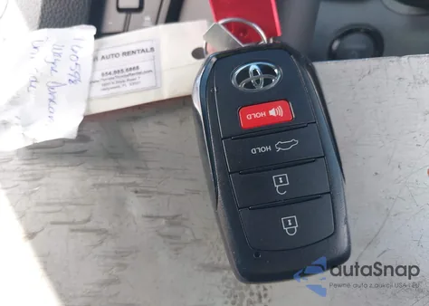 2025 Toyota Camry Xle z USA, uszkodzony, nr VIN 4T1DAACK7SU650386